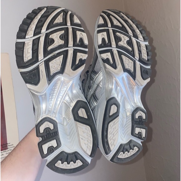 ASICS Gel-Kayano Legacy Pure Silver Sneakers - Picture 2 of 13